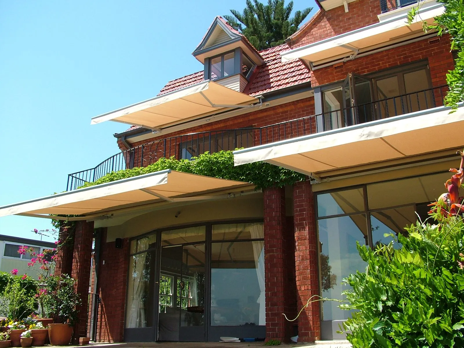 Shaderite awning, blind & shutter installation